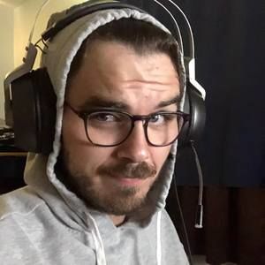 Meet your Posher, Ethan